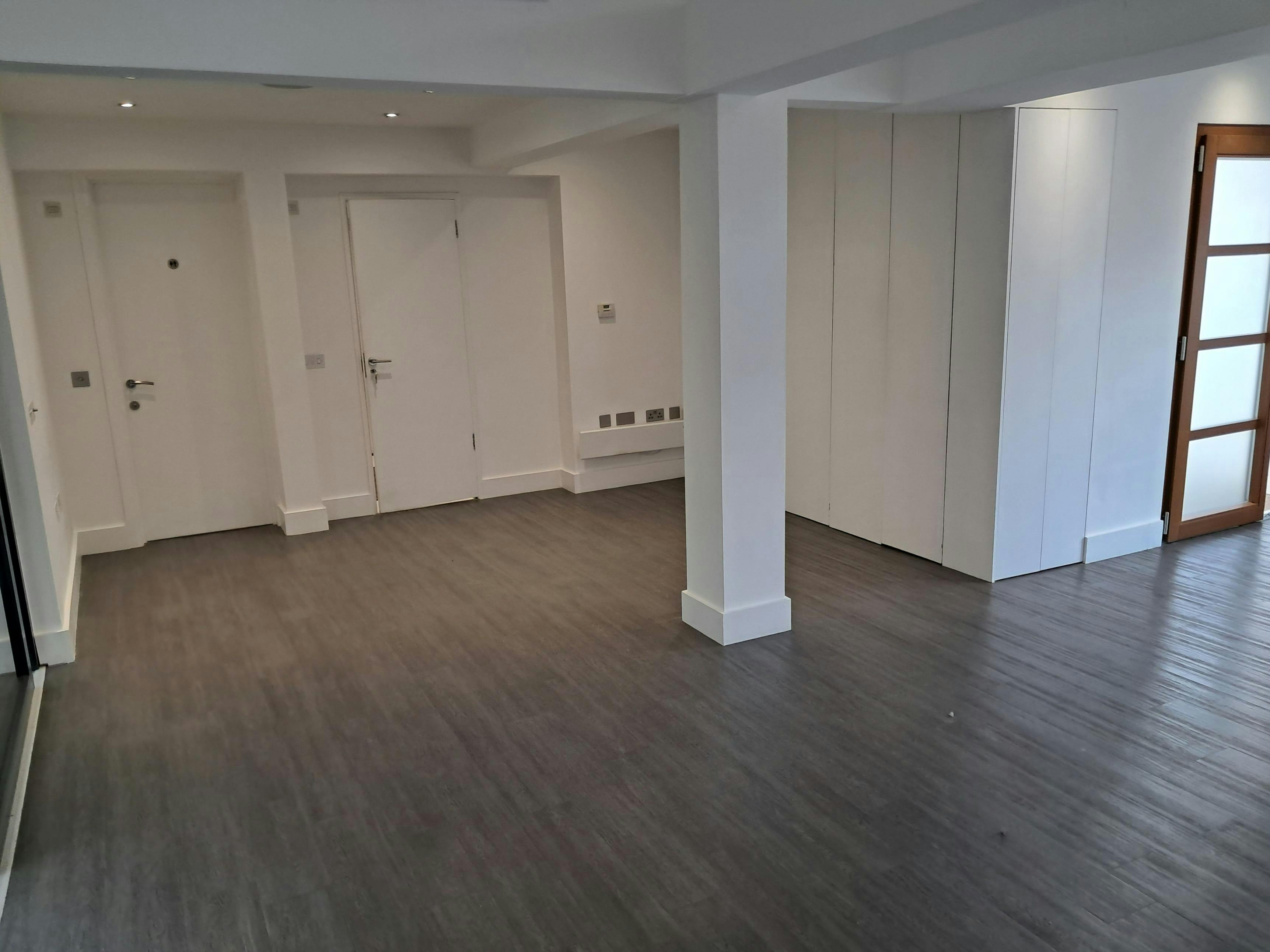 1 Haverleigh House, Ascot, Retail To Let - proGA2bi95s.jpeg