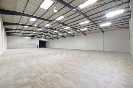 Unit 6 Skyport Trade Park, Heathrow, Industrial / Warehouse To Let - _DSC9533 Edit.jpg