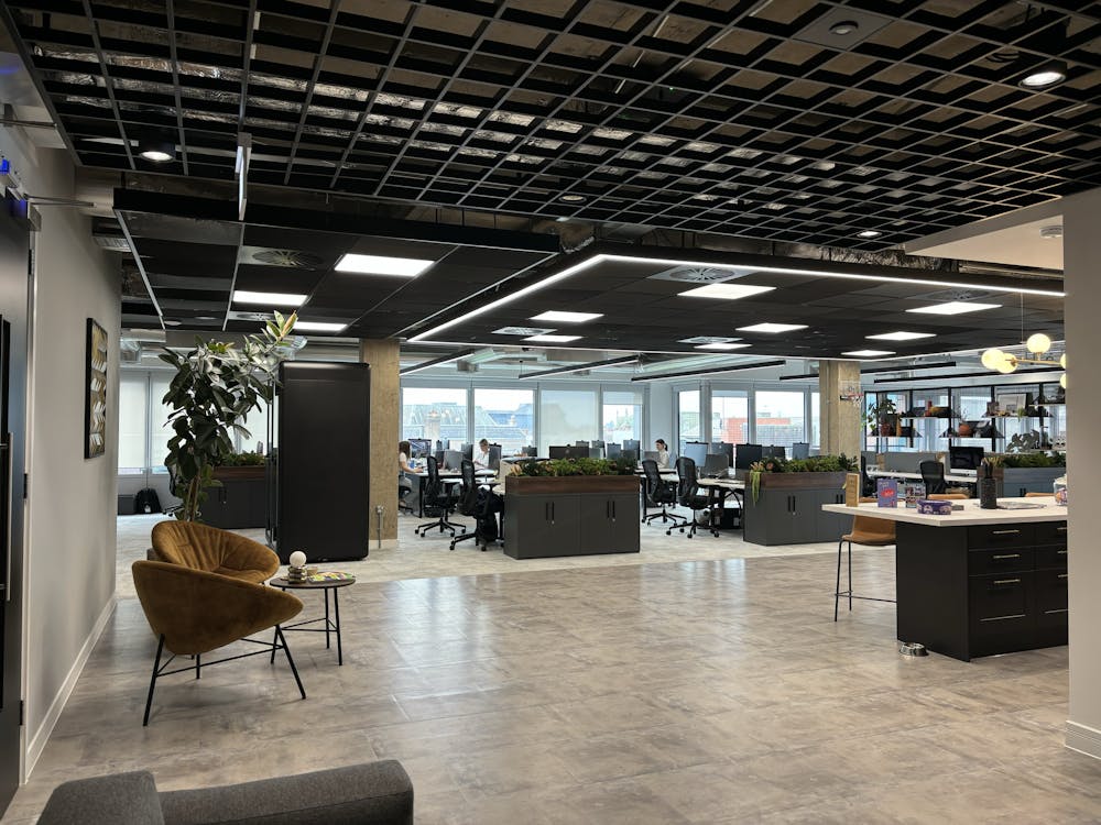 Apex, Forbury Road - Main Office 1.jpeg