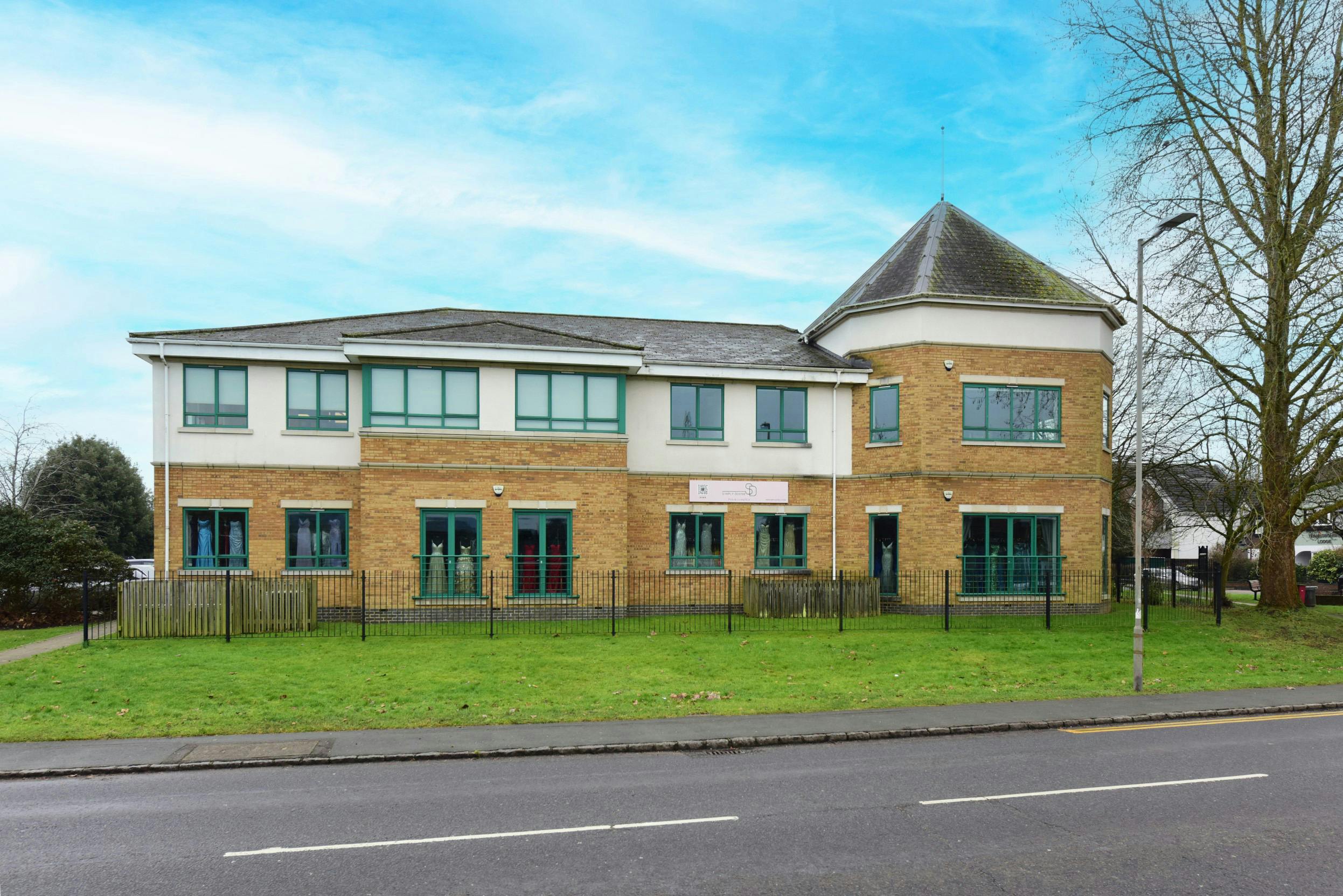 Cavendish House, Bourne End Business Park, Bourne End, Offices To Let - 02_Roadside Elevation.jpg