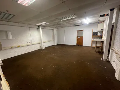 Unit 11, Neath Vale Supplier Park, Neath, Industrial / Warehouse To Let - 1e276653-f6c2-4276-8958-c99fe2174a56.JPG
