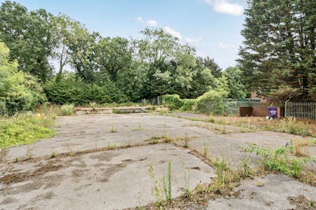 Former Meals On Wheels Depot, South Ockendon, Open Storage For Sale - 132866216880ccb651f8a.JPG