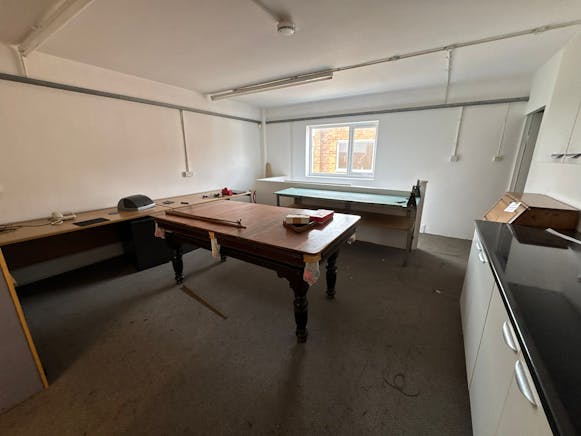 16 Towerfield Close, Southend-on-Sea For Sale - IMG-20250813-WA0023.jpg