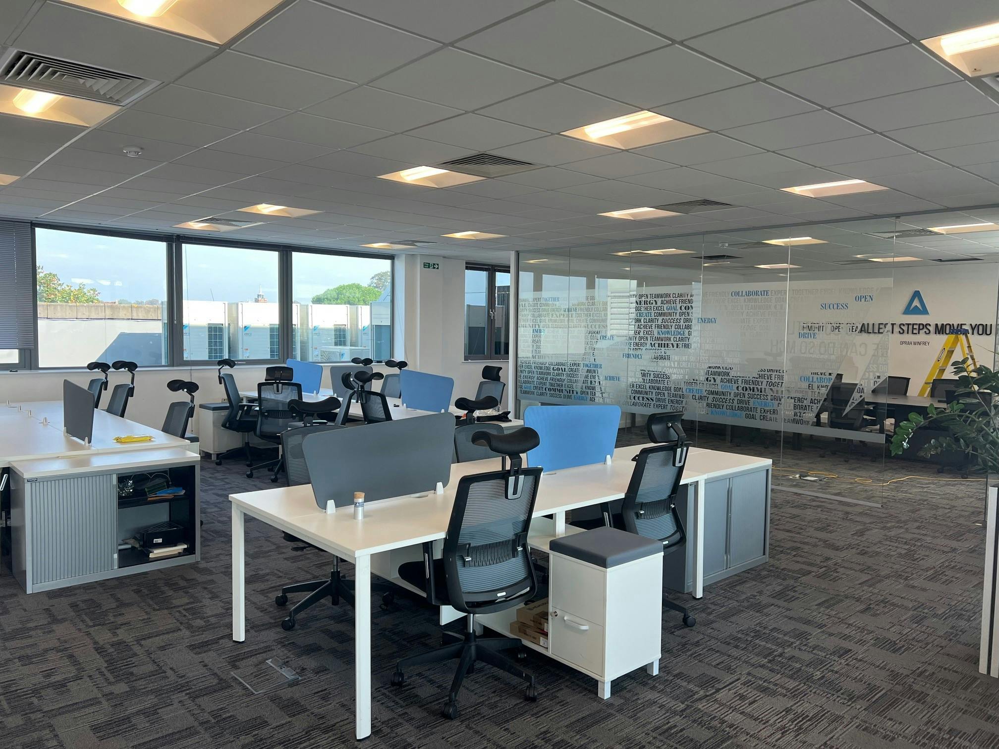 Office in Southampton - photo 4