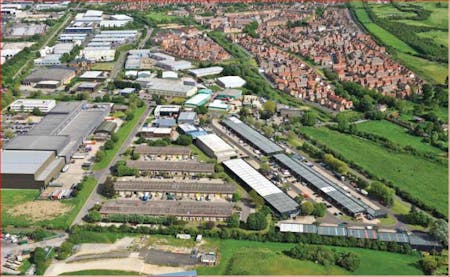 Office / Storage Units at Edison Workspace, 52 Edison Rd, Aylesbury, Office To Let - Photo 4