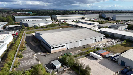 T86, Pilsworth Road, Heywood, Industrial/Logistics To Let - dji_fly_20260909_162500_0313_1788979213418_photo.jpg