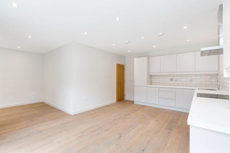 Tuskar Street, London, Terraced house To Let - Kitchen