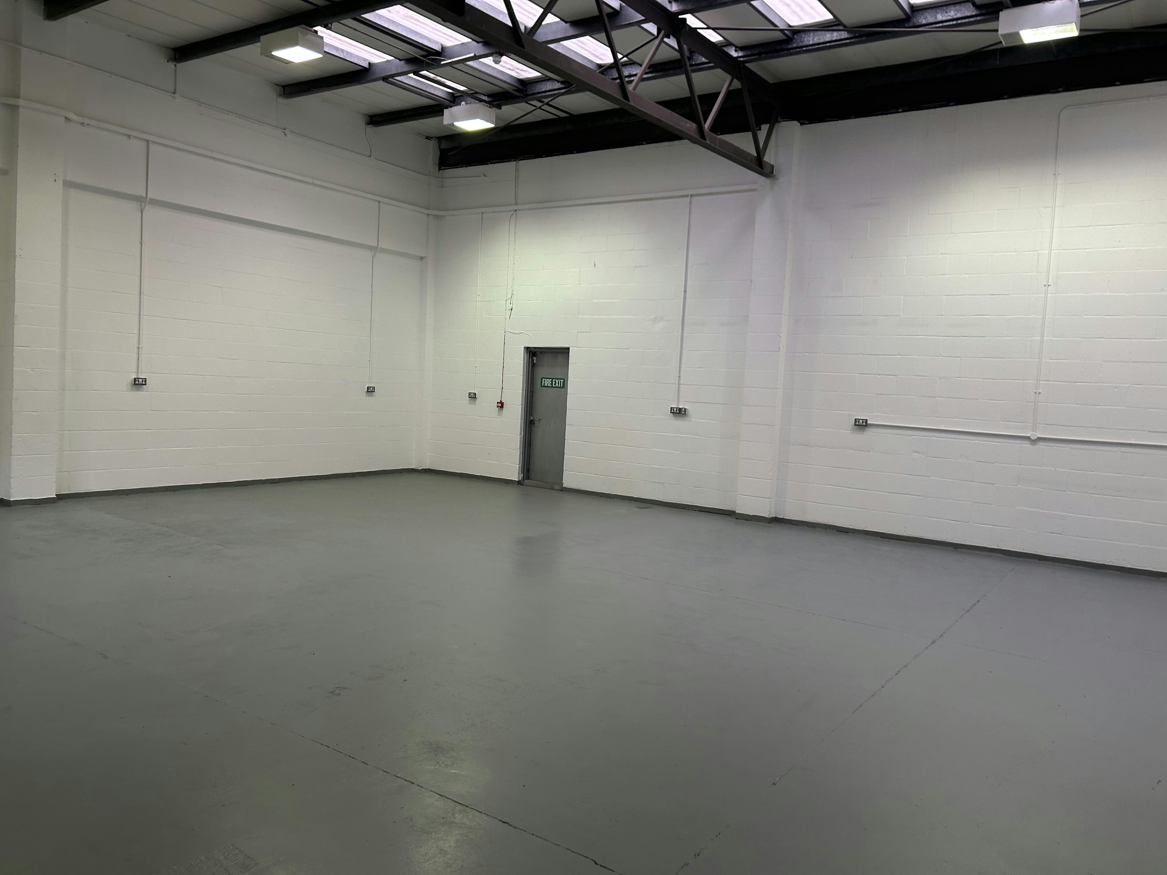 Unit 18B Ash, Kembrey Park, Swindon, Industrial To Let - IMG_1530.jpeg