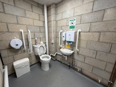 Unit H3, Lincoln, Light Industrial / Office To Let - IMG_2624.jpeg