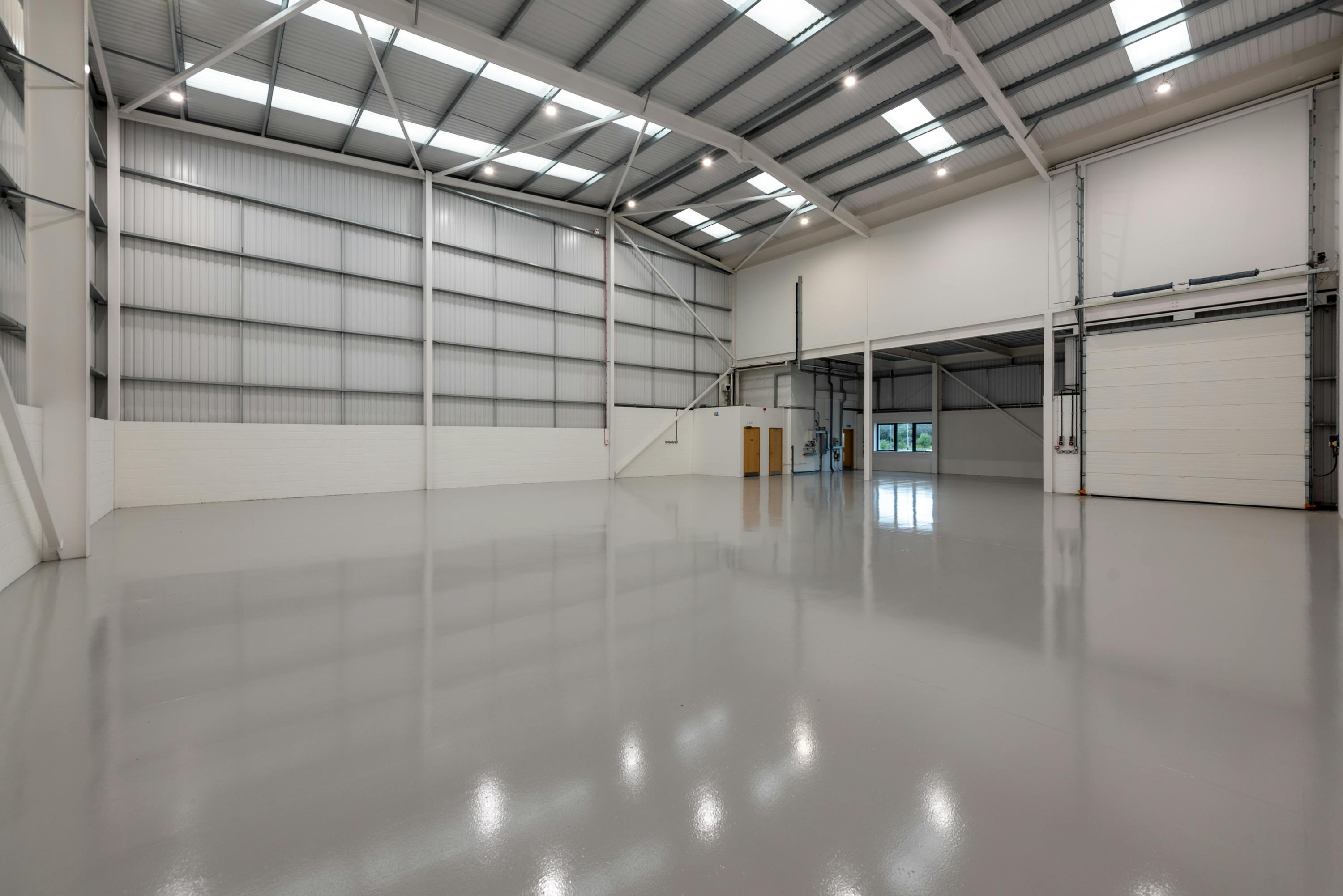 Industrial Unit in Portsmouth - photo 3