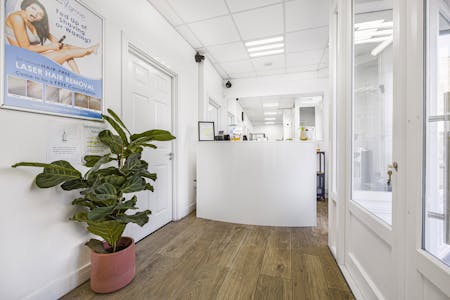 Ground Floor Unit, 530 Roman Road, London, Office / Retail To Let - 21_14375.jpg