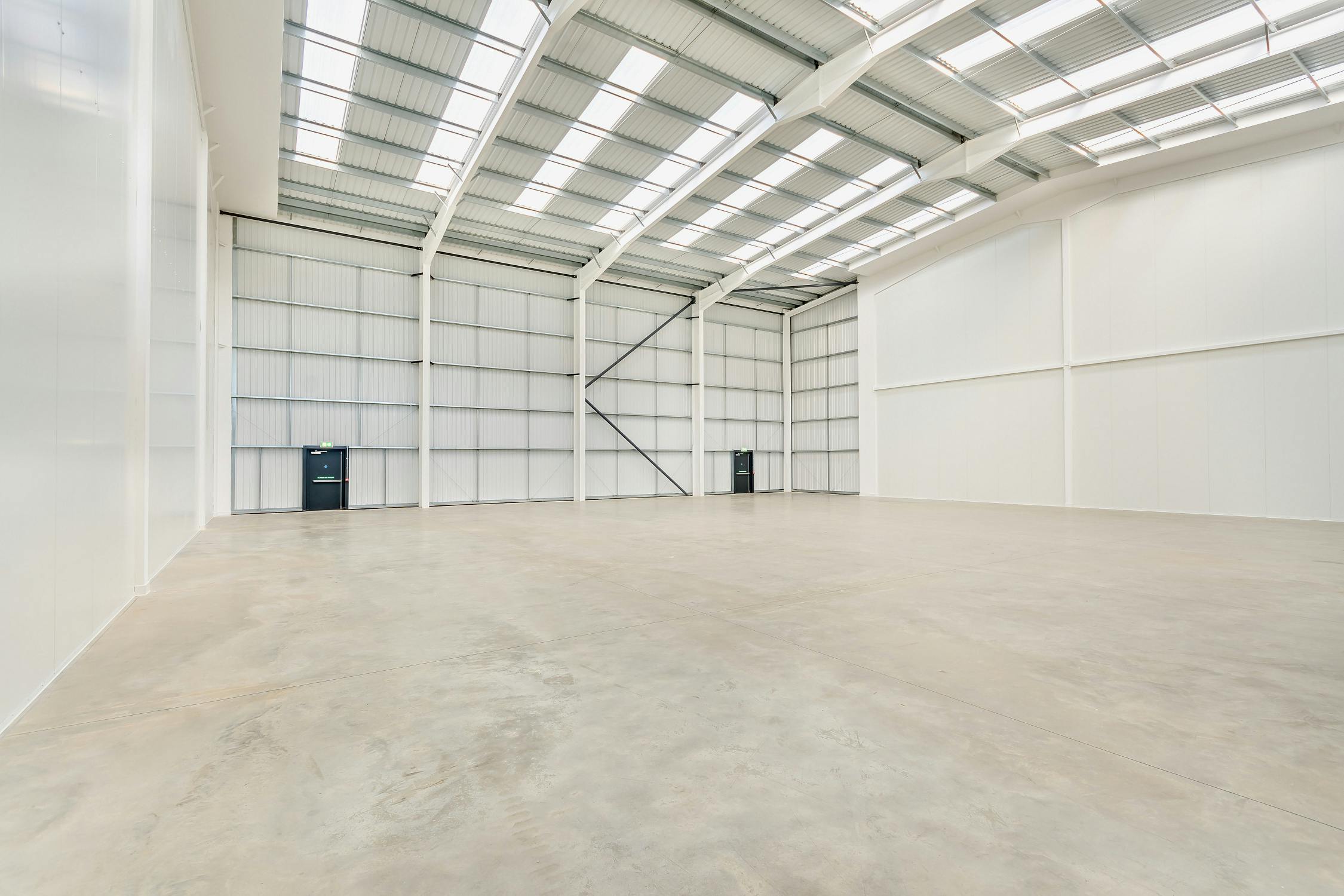 Vantage 41, Aston Clinton, Industrial To Let - 8621190interior07800.jpg