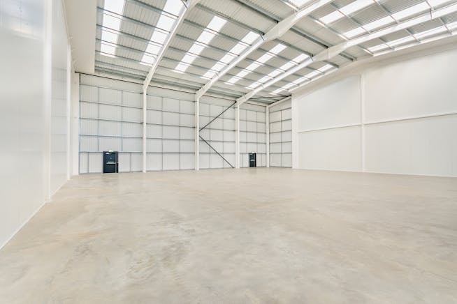 Vantage 41, Aston Clinton, Industrial To Let - 8621190interior07800.jpg