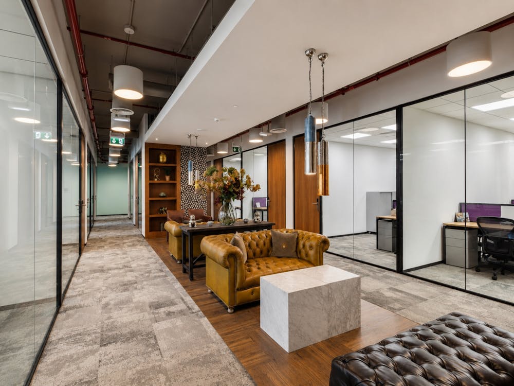 The Executive Centre, Premium Serviced Offices, One Central - image00009.png