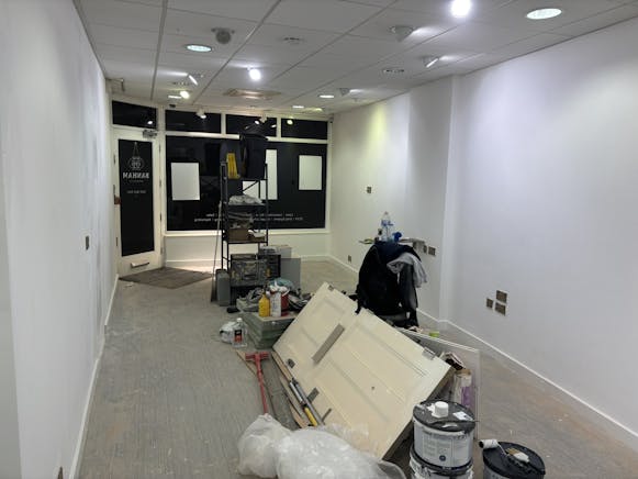 36 High Street, Maidenhead, Retail To Let - IMG_6566.JPEG