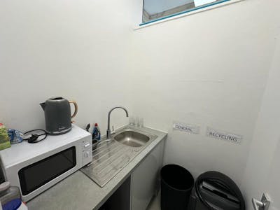 7 The Vineyards, Chelmsford, Office / Retail To Let - Picture 6.jpg