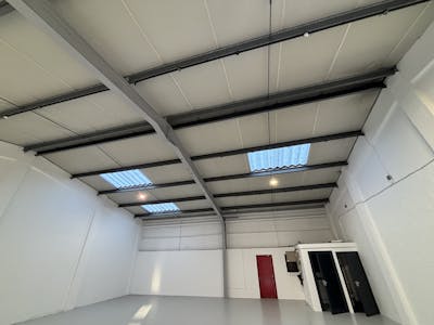 Unit 98, Portmanmoor Road Industrial Estate, Cardiff, Industrial To Let - IMG_5544.jpg