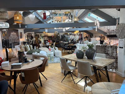 Plantation Bridge, Kendal, Retail For Sale - IMG-20260401-WA0018.jpg