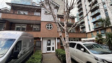 Suite 5 Raleigh House, Admirals Way, London, Offices To Let - bb7aff83-f28e-4320-882e-8c3f58919fc0.jpeg