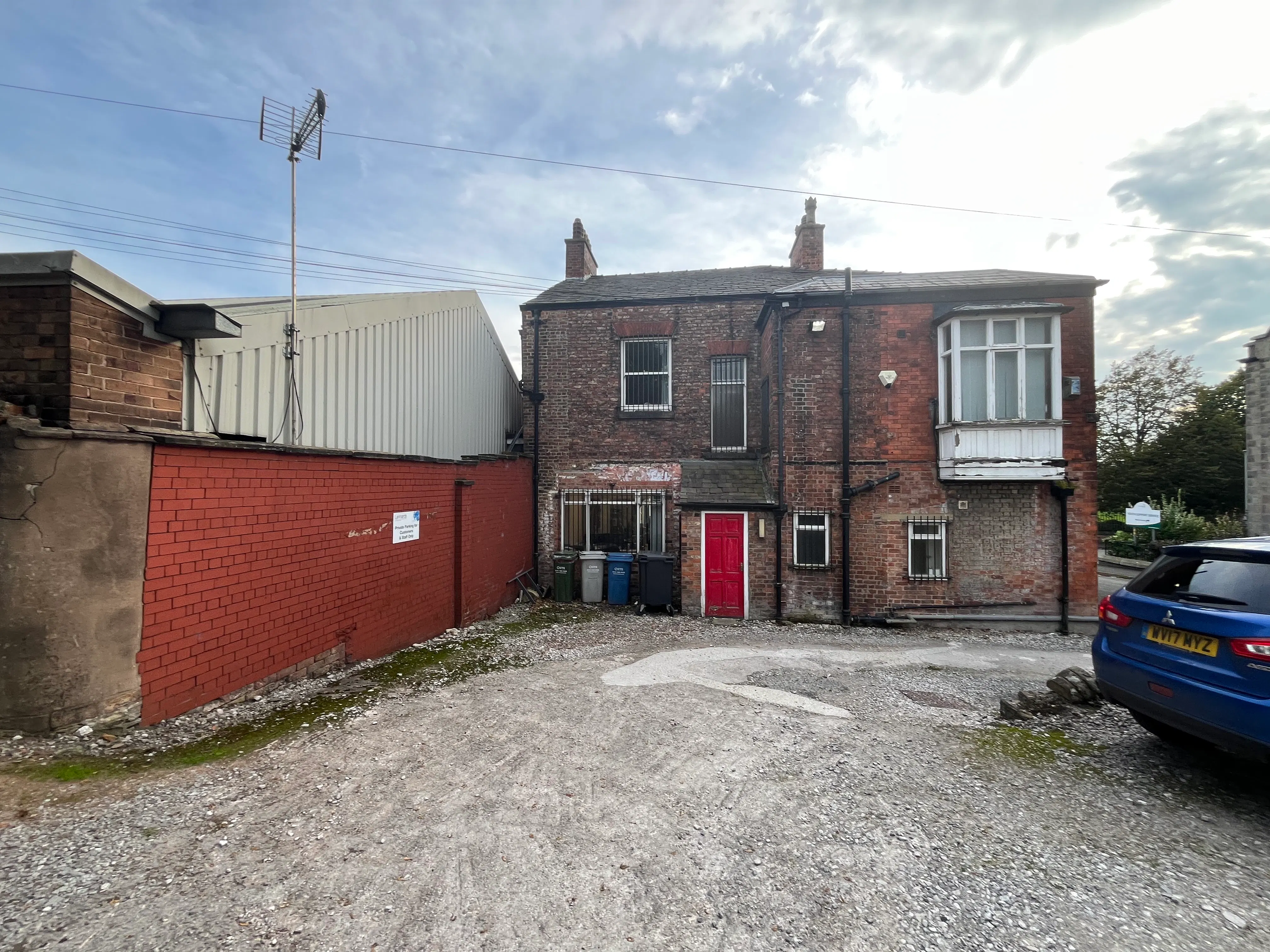 31 Great King Street, Macclesfield, Offices For Sale - Carpark