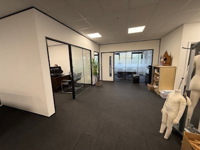6 Millfield House, Watford, Industrial / Light Industrial / Office / Warehouse To Let - 2.jpg