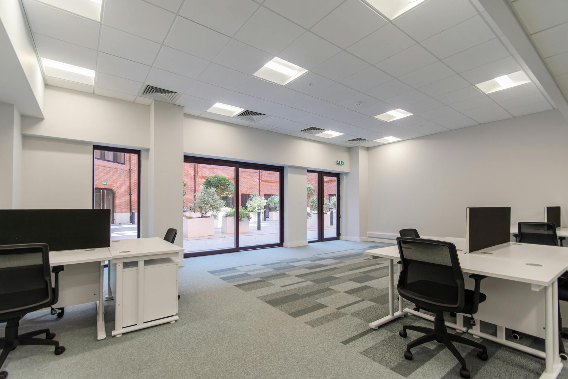 Office in Salisbury - photo 4