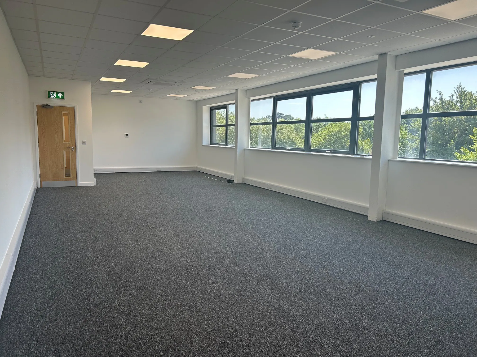 3 Ellesfield Trade Centre, Bracknell, Industrial To Let - 39.jpg