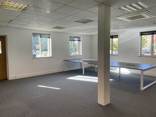 Ground Floor Suite, Coveham House, Cobham, Offices To Let - IMG_0049.jpg