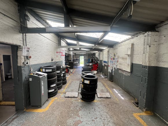 ATS Didcot, 1 Park Road, Didcot, Industrial For Sale - 20240619_121352668_iOS.jpg ATS Didcot, 1 Park Road, Didcot, Industrial For Sale - 20240619_121352668_iOS.jpg