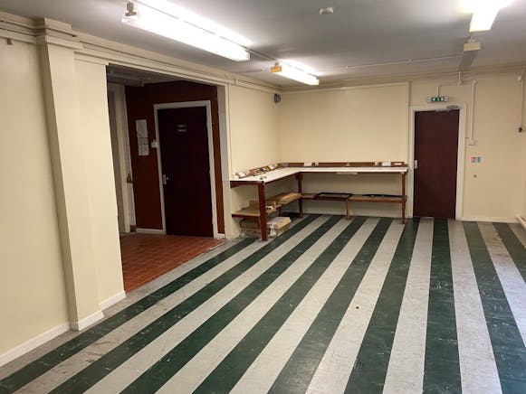 Light Industrial / Office Unit, Gorseinon Road, Swansea, Industrial / Offices / Other To Let / For Sale - Inside3.jpg