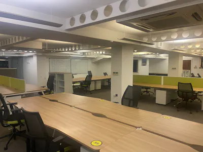 Whitehall Waterfront, Leeds, Office To Let - IMG_3459.jpg