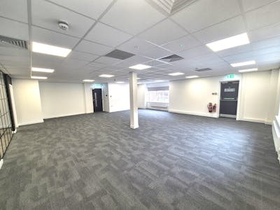 Ground Floor, 6 Acorn Business Park, Stockport, Office To Let - 20250723_141454.jpg