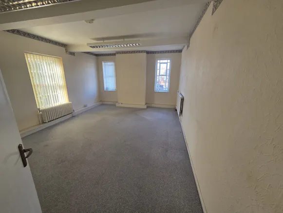 Barringtons, Rayleigh, Office Lease Assignment - WhatsApp Image 2026-10-05 at 17.25.12.jpeg