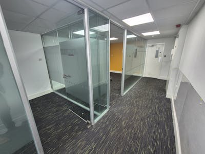 216-218 London Road & 1-3 Grundey Street, Stockport, Office / Retail To Let / For Sale - 20250618_140834.jpg