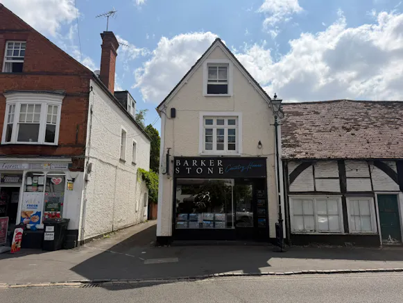 31 High Street, Cookham, Investment / Other / Retail For Sale - IMG_4080.JPEG