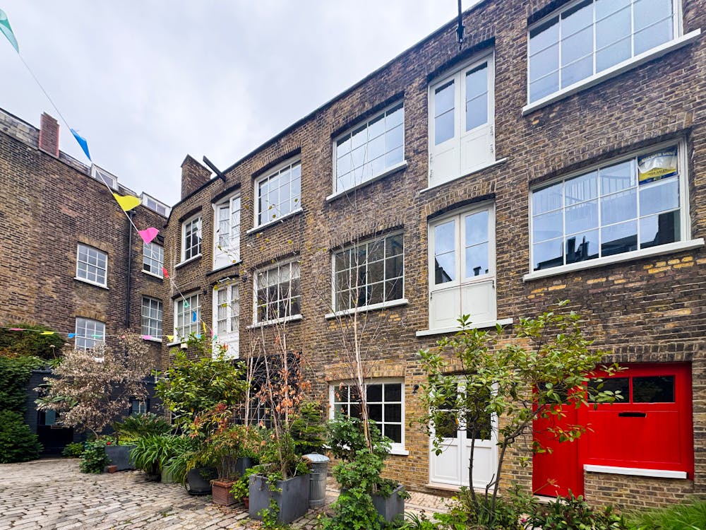 2 Warren Mews - Image (47).jpg