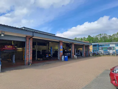 Toyota Uckfield, Bellbrook Industrial Estate, Uckfield, Industrial / Warehouse For Sale - 20260505_093905.jpg