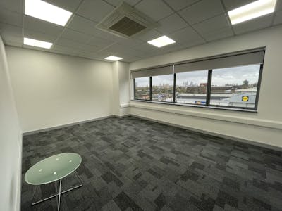 160 Falcon Road, London, Office To Let - IMG_1501.jpeg