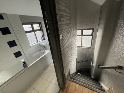 90 Market Street, Hyde, Residential / Retail For Sale - IMG_0610.jpg