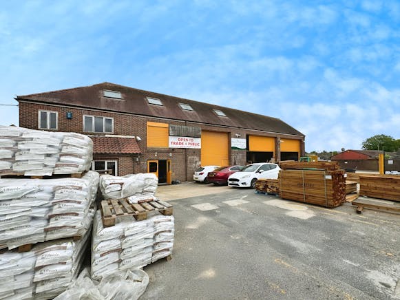 5 Maldon Road, Witham, Industrial To Let - 58220c17IMG20250826WA0154.jpg