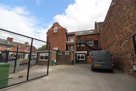 2 Yarm Road, Stockton-on-Tees, Office To Let - IMG_6518.JPG