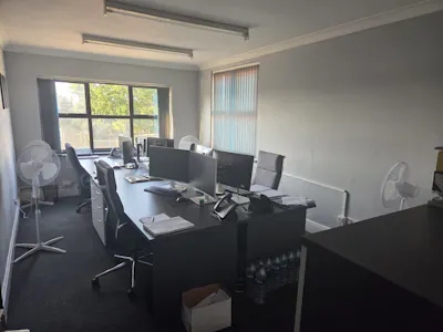 Turnpike House, Leigh-on-Sea, Office To Let - WhatsApp Image 2026-07-30 at 15.17.00 (1).jpeg
