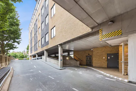 4th Floor, Radius House, Watford, Office To Let - 111882_Radius House 51 Clarendon Road(25).jpg