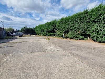 Oak House, Stockport, Industrial/Logistics / Land / Open Storage To Let - 20250827_104813.jpg