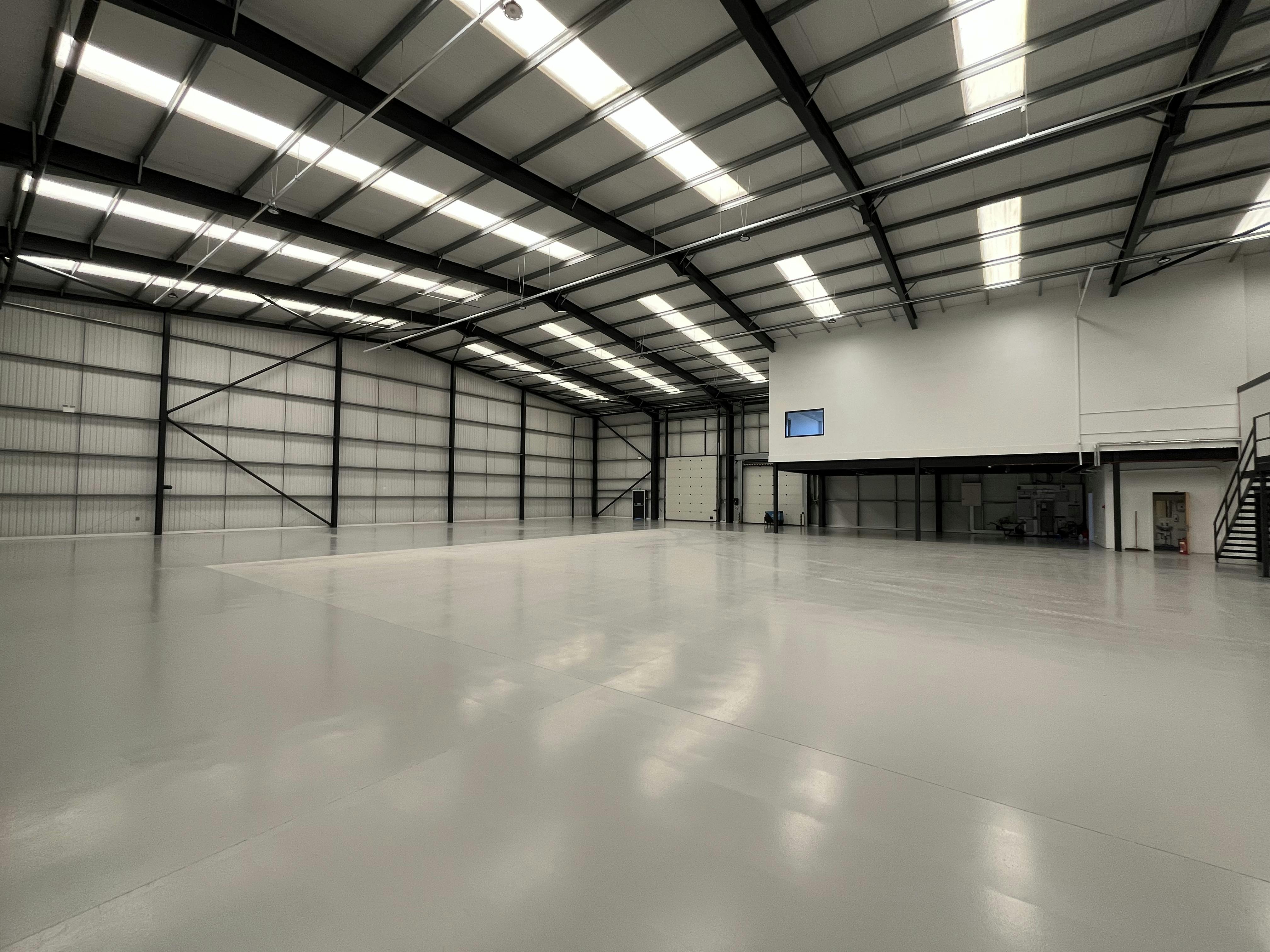 Unit F, Chorley, Industrial To Let - Unit F Warehouse 2.jpg