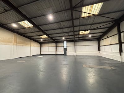 Unit 19, Tafarnaubach Industrial Estate, Tredegar, Industrial To Let - IMG_6878.jpeg