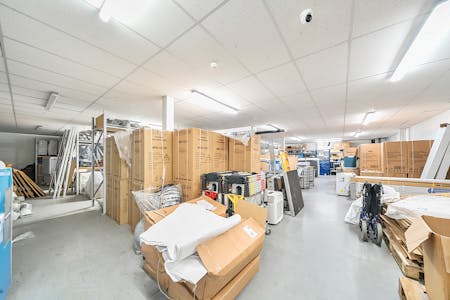 Unit 4, Bittacy Business Centre, London, Industrial/Logistics / Office / Serviced Office To Let - 1242875 11.jpg