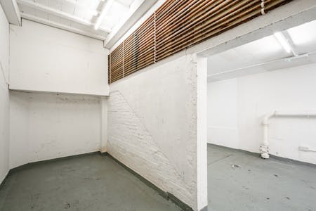 Ground floor & Basement, 70-72 Old Street, London, Industrial/Logistics / Leisure / Office / Retail To Let - Old St 70-72 - 20.jpg
