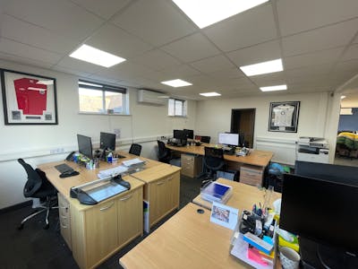 Avon House, Thame, Office To Let - IMG_8126.jpeg