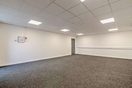 Unit 10, Meadowbrook Park Trading Estate, Sheffield, Industrial/Logistics / Warehouse To Let - 10.jpg